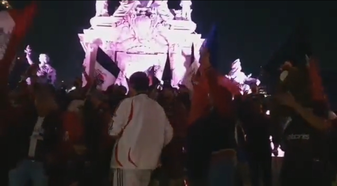 FESTEJAN AFICIONADOS EN EL ÁNGEL EL CAMPEONATO DEL ATLANTE (Video)