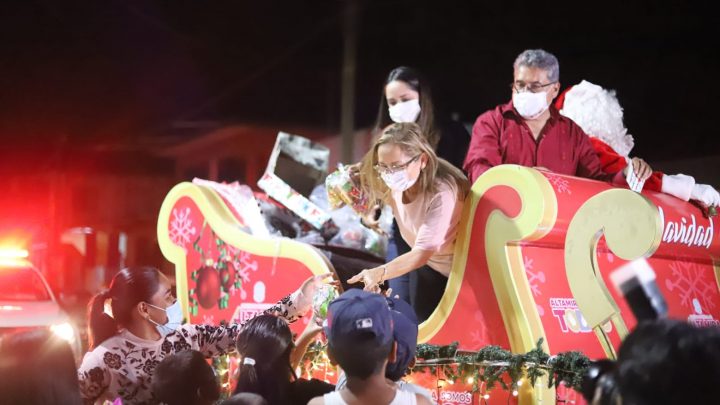 LLEVA GOBIERNO DE ALTAMIRA LA ALEGRÍA DE LA NAVIDAD AL SECTOR VILLA CUAUHTÉMOC