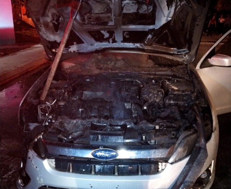 SE INCENDIA AUTO «CHOCOLATE»