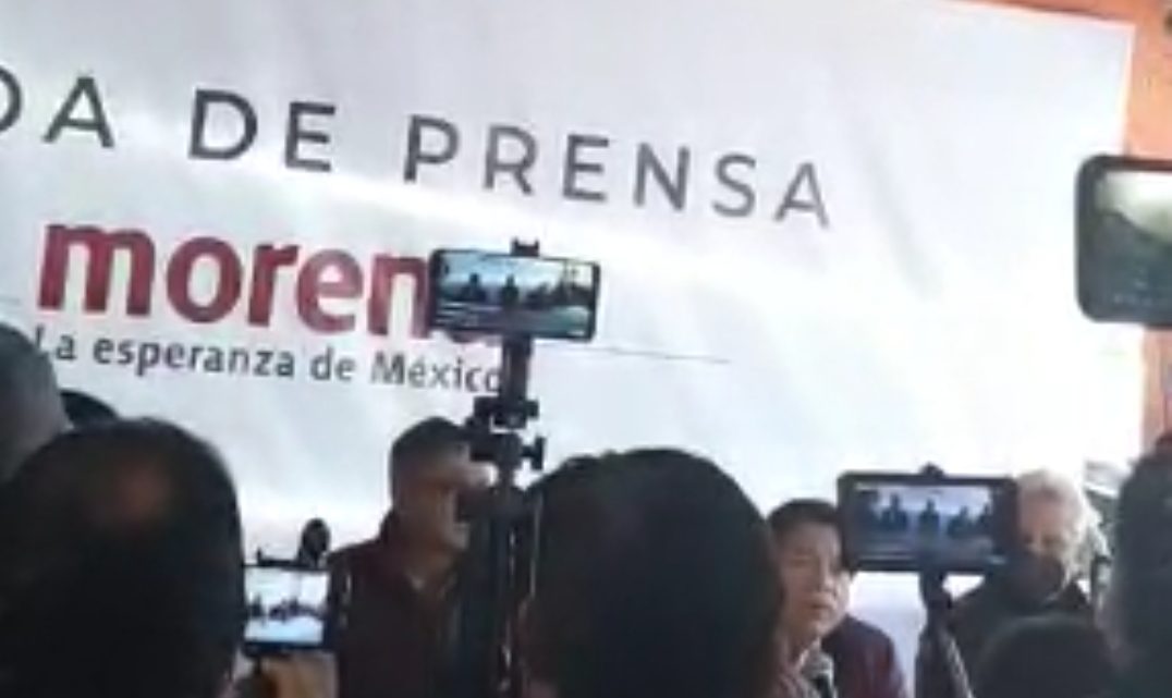 NIEGA MARIO DELGADO VIAJAR EN VUELOS PRIVADOS (Video)