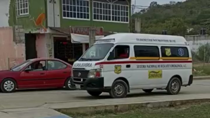 DOS MOTOCICLETAS CHOCAN DE FRENTE