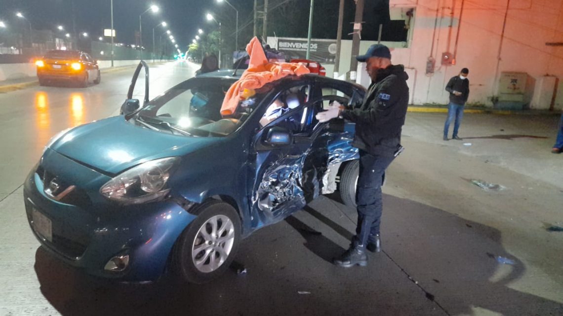 FUERTE CHOQUE EN LA AVENIDA MONTERREY