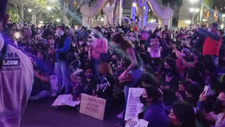 Mujeres  marcharon en Tampico en el #8M; repudian la violencia que sufren y exigen alto a los feminicidios