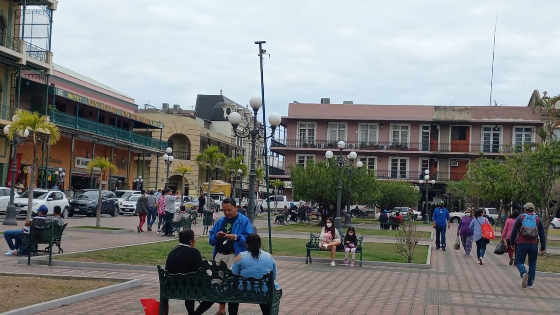 No se debe dejar el cubrebocas;  Salud