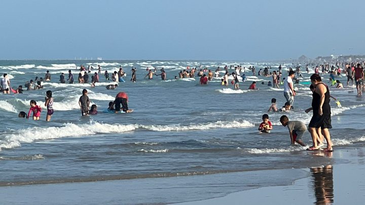 Visitaron 70 mil playa de Miramar el fin de semana