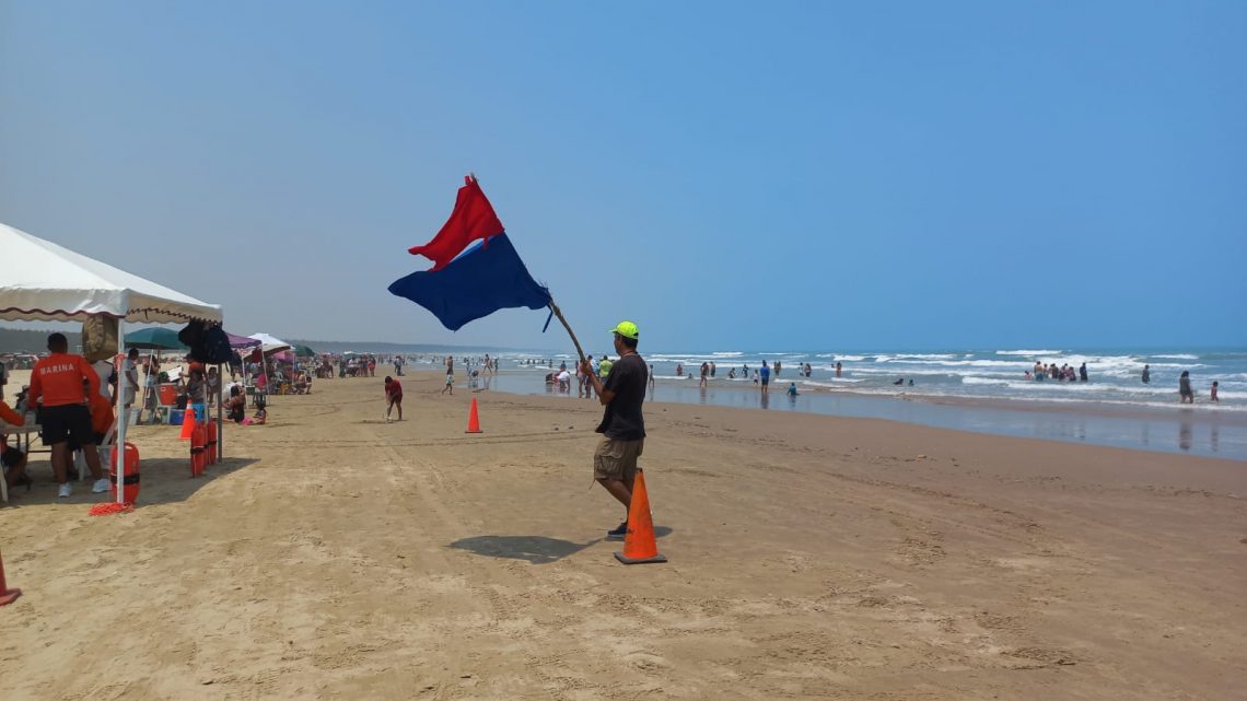 NIÑA SE PIERDE EN PLAYA TESORO