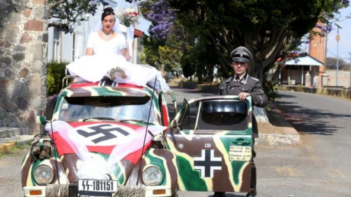 Pareja realiza boda con temática nazi