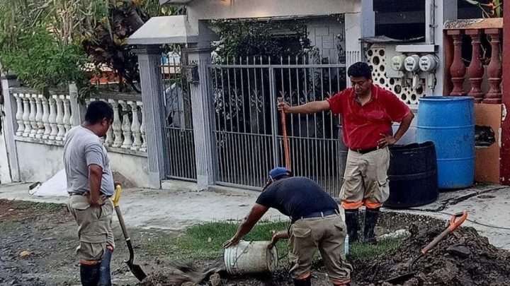 COMAPA Altamira repara fugas de agua en ejido Medrano y colonia Tampico-Altamira