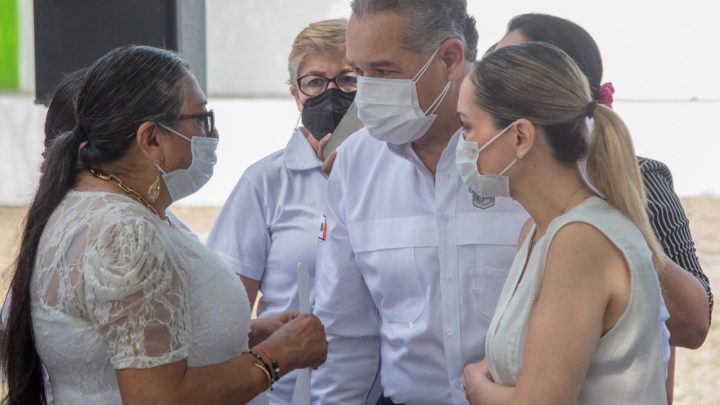 Dan banderazo a más obra pública en escuelas maderenses