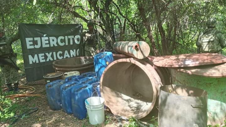 Ejército Mexicano desmantela dos laboratorios Clandestinos en el estado de Sinaloa