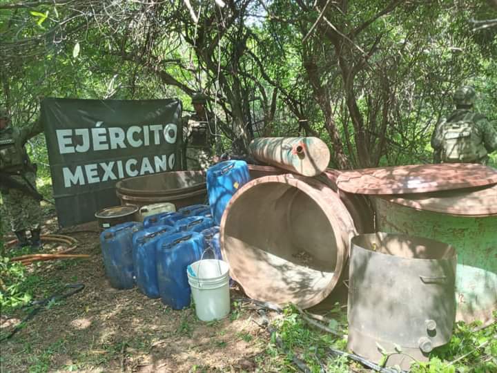 Ejército Mexicano desmantela dos laboratorios Clandestinos en el estado de Sinaloa