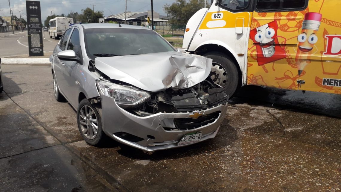 TURISTAS POTOSINOS SUFRE ACCIDENTE