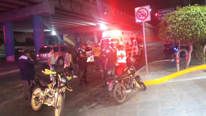 MOTOCICLISTA CHOCÓ CONTRA TAXI