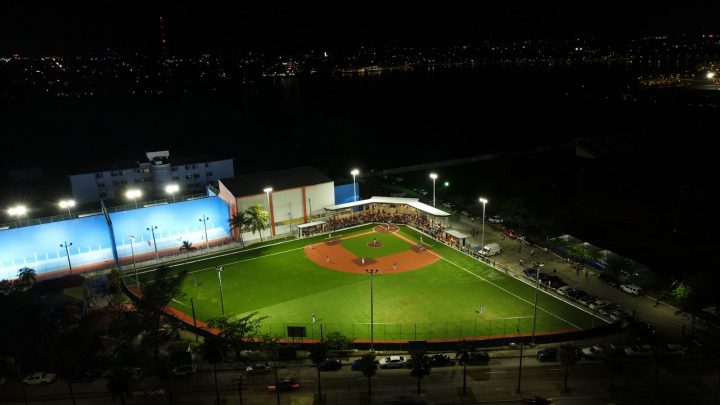 Inaugura Chucho Nader el Nuevo Estadio de Softbol «Aída Nader Féres»