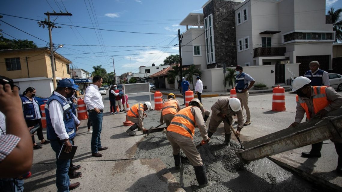 Repone Comapa pavimento en la Lázaro Cárdenas de Ciudad Madero