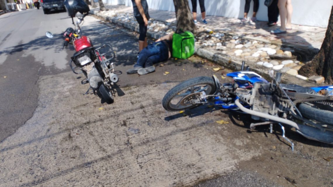 CHOQUE ENTRE TAXI Y MOTO