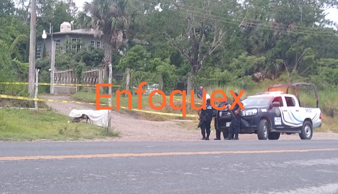 Localizan a hombre sin vida en una carretilla