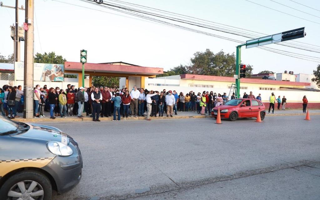 ATIENDE GOBIERNO DE ALTAMIRA SOLICITUD DE MAYOR SEGURIDAD VIAL EN PRIMARIA DEL FRACC. LOS OLIVOS