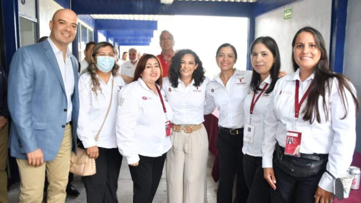 Restaurantes de Nuevo Laredo reciben capacitación y certificación de la Secretaría del Trabajo y COEPRIS