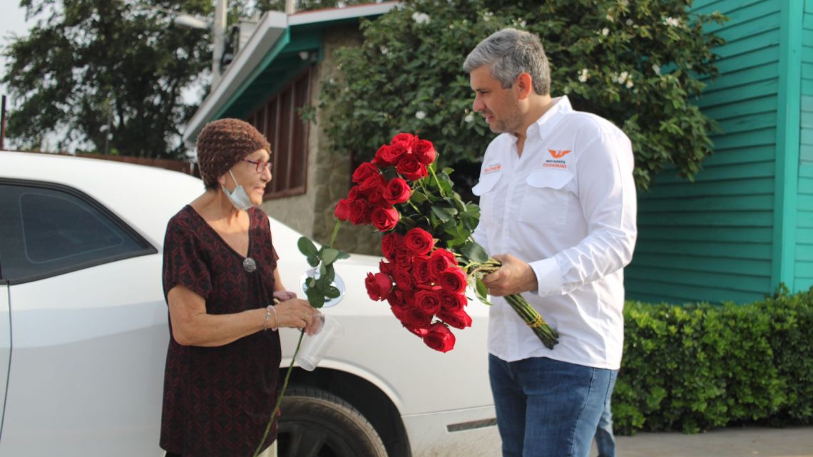 JUAN CARLOS ZERTUCHE LLEVA ALEGRÍA A LAS MAMÁS TAMAULIPECAS