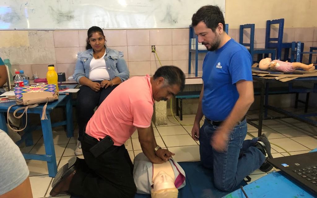 Curso básico de primeros auxilios imparten en Altamira a docentes