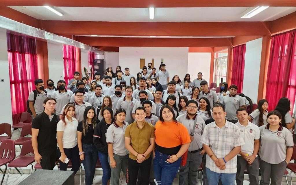 Injuve lleva Foro de Inclusión a jóvenes del CBTis No. 220 en Díaz Ordaz