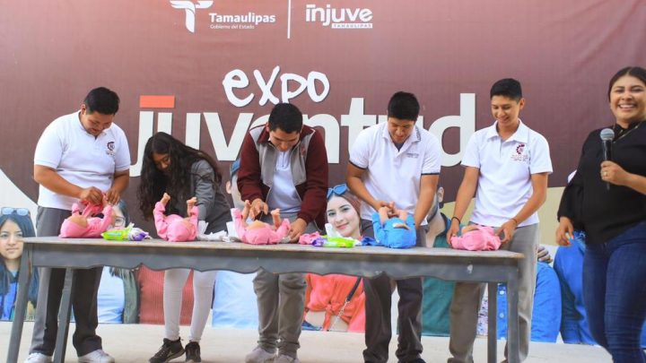 Llevan a cabo Novena Expo Juventud Estatal en Jaumave