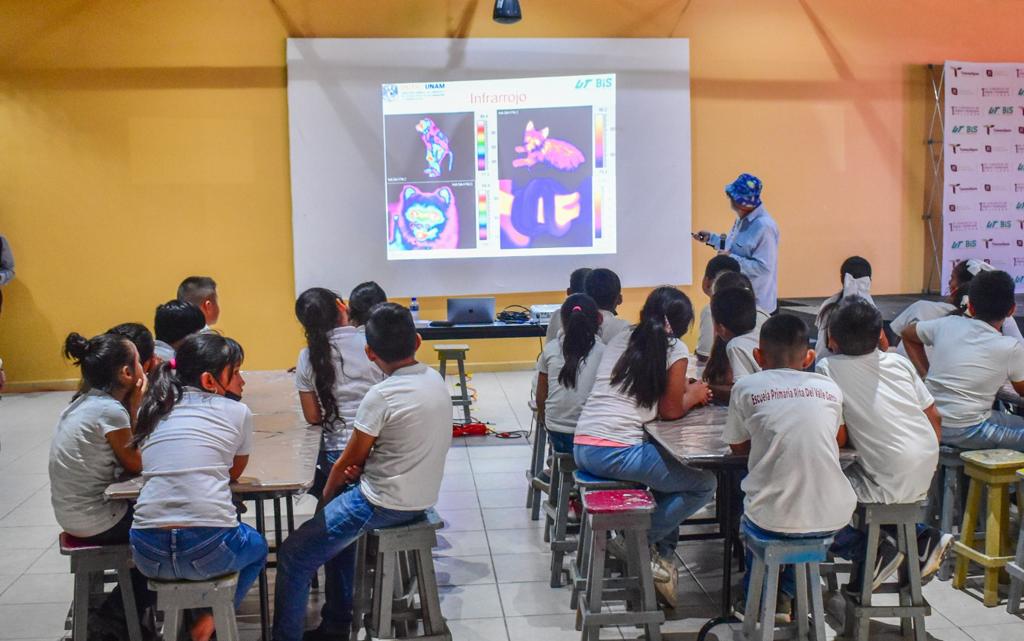 Imparte personal de la SRH conferencia sobre el cuidado del agua en planteles educativos