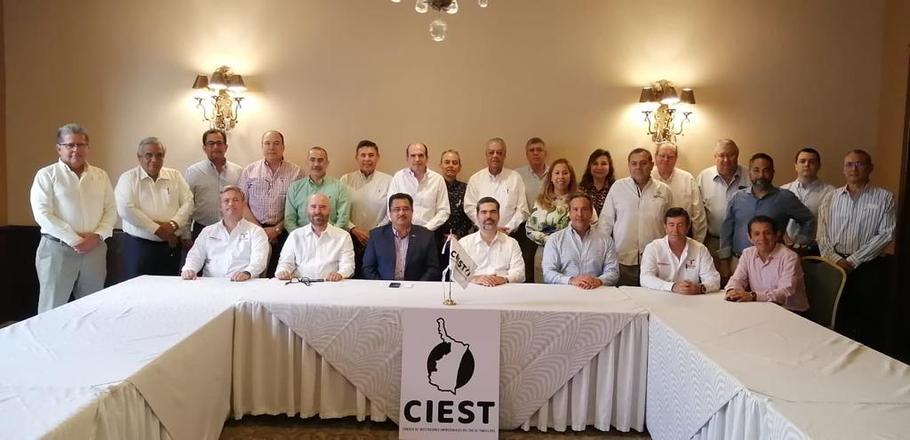 Se reúne secretario de Recursos Hidráulicos con el CIEST