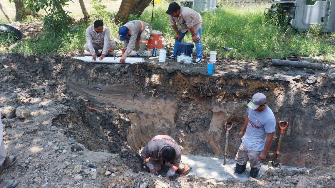 Efectúa COMAPA Altamira reparación de fugas de agua en zona Miramar