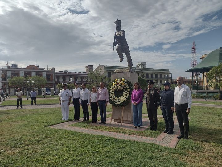 Conmemoran el 194 aniversario de la Batalla de Tampico en la plaza de la Libertad