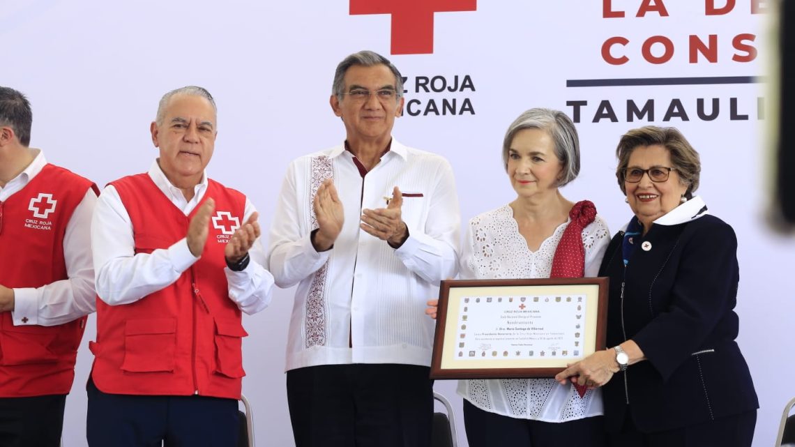 Que a la Cruz Roja «no le haga falta nada», compromiso de Américo