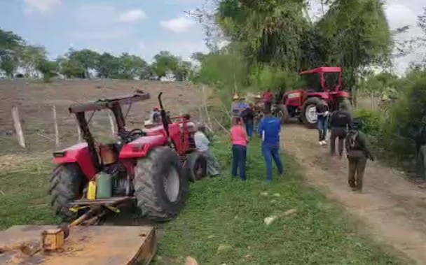 Campesino fallece aplastado por un tractor