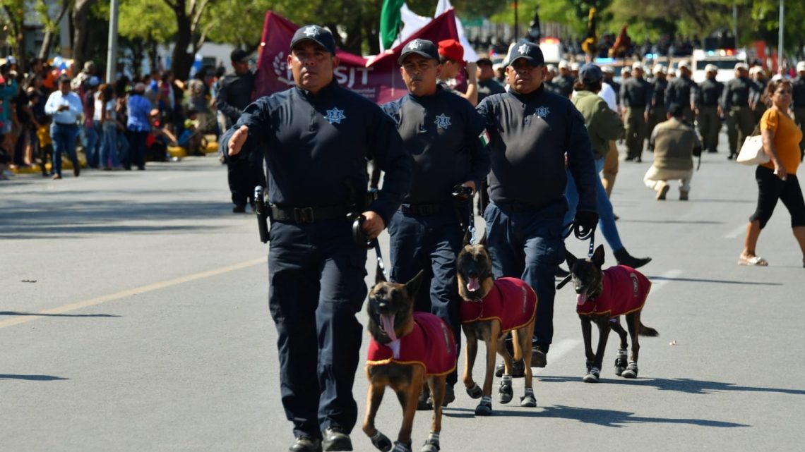 Participa SSPT en tradicional desfile de la Independencia de México