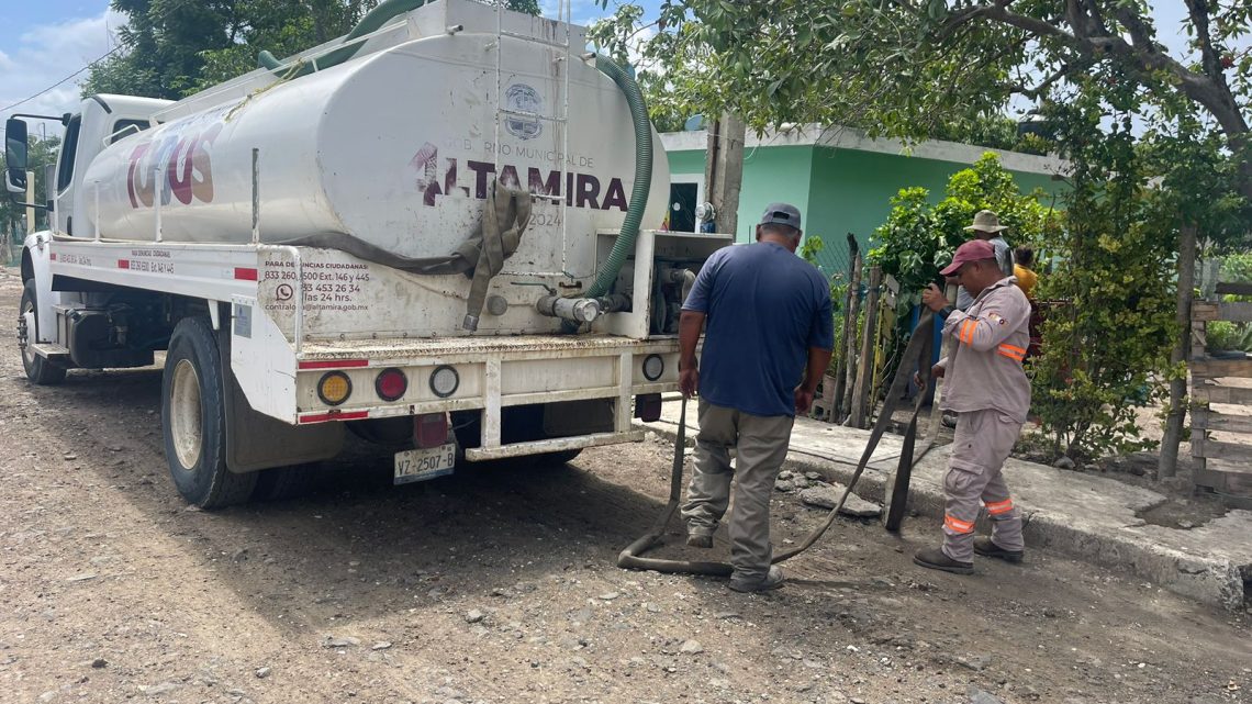 Surte COMAPA Altamira agua en pipas a ejidos