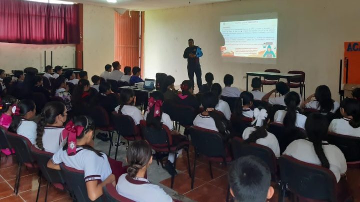 Orienta Guardia Estatal Cibernética a estudiantes sobre ciberacoso y ‘’grooming’’