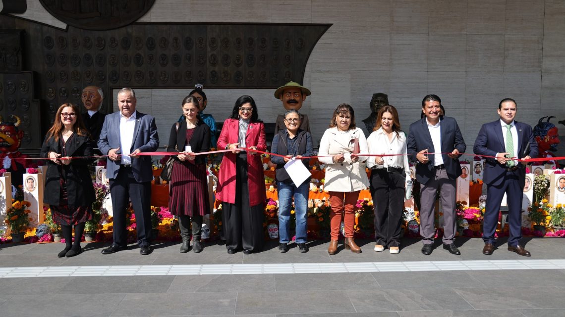 Comisión de Cultura inauguró en San Lázaro la tradicional ofrenda de Día de Muertos