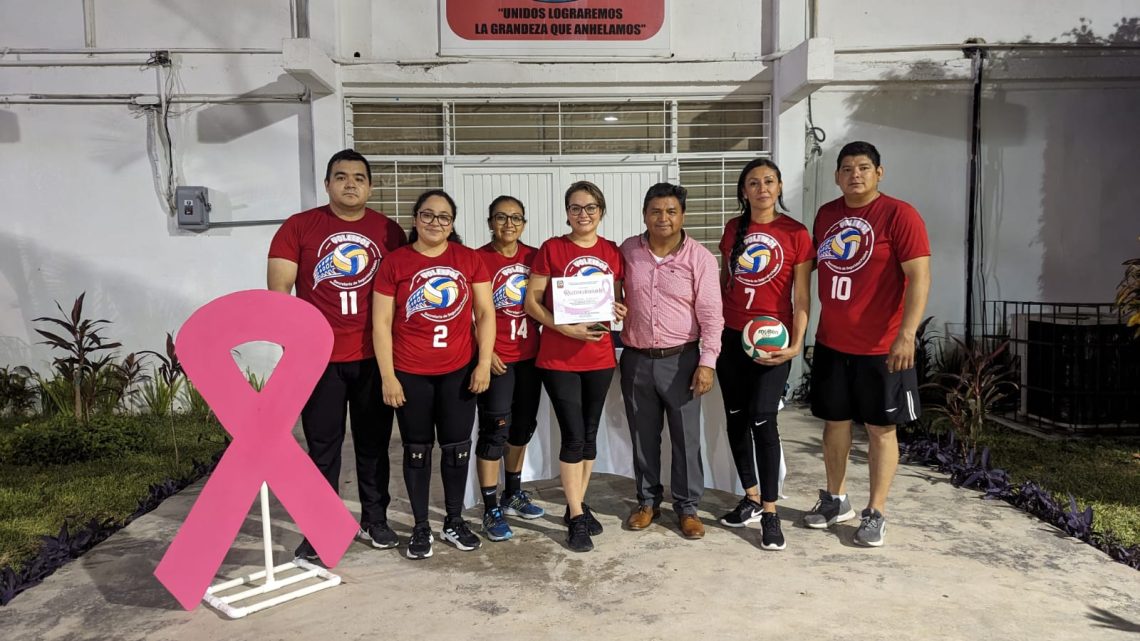 Equipo de voleibol de la SSPT obtiene tercer lugar en torneo relámpago