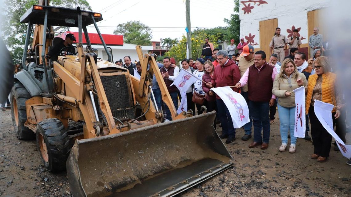 Arrancan importante pavimentación en la Congregación Lomas del Real de Altamira