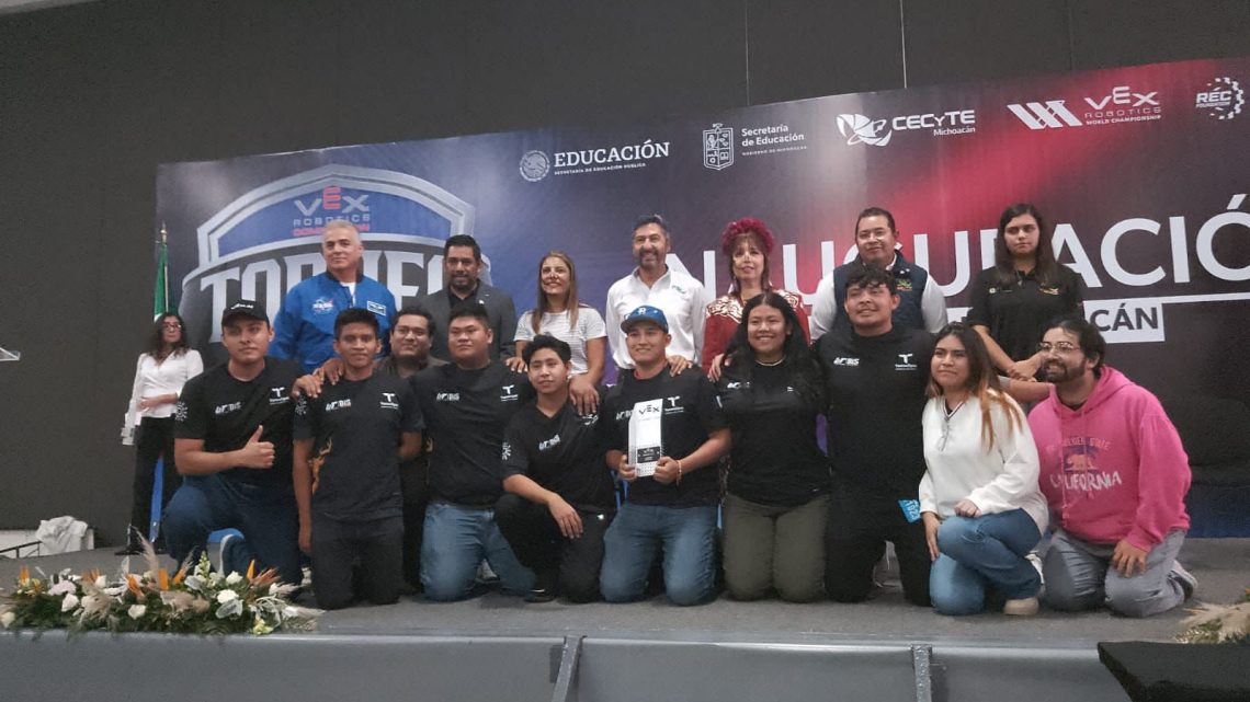 Destacan estudiantes tamaulipecos en Torneo Internacional de Robótica