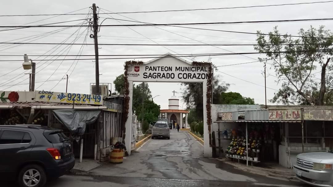 Realizan exhumación en el Panteón del Sagrado Corazón