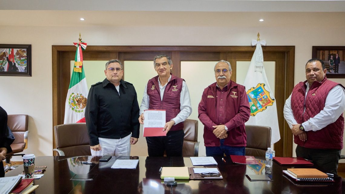 Donan a Tamaulipas buques para crear arrecife artificial