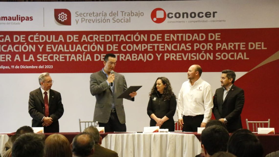 CONOCER acredita a Secretaría del Trabajo como entidad de Certificación y Evaluación en Competencias Laborales