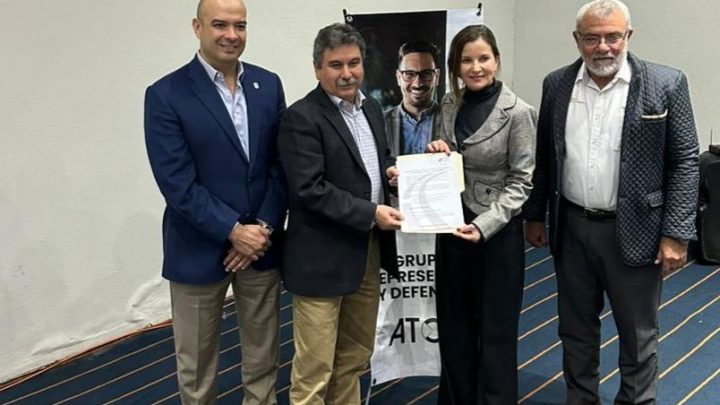 Acuerdan SE, SOP y transportistas impulsar desarrollo económico de Nuevo Laredo