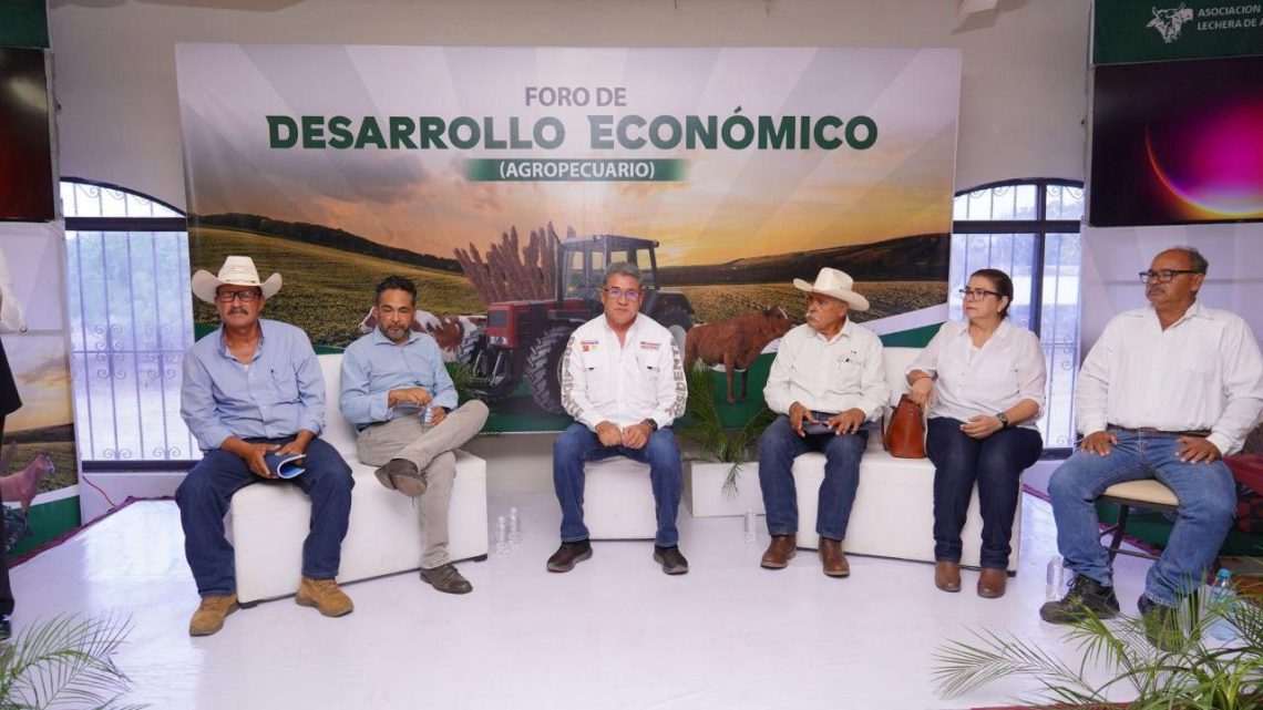 Expone Armando Martínez sus propuestas para transformar el campo en Foro de Diálogo