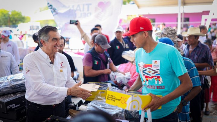 Beneficia el Tianguis del Bienestar a casi 4 mil familias con más de 30 mil bienes en Güémez