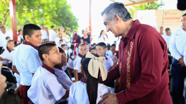 Pone en marcha Américo ciclo escolar 2024-2025; más de 340 mdp en apoyos educativos