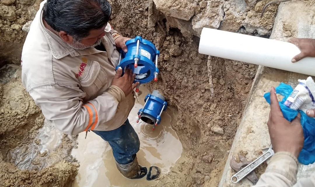 COMAPA Altamira repara fugas de agua en distintas colonias