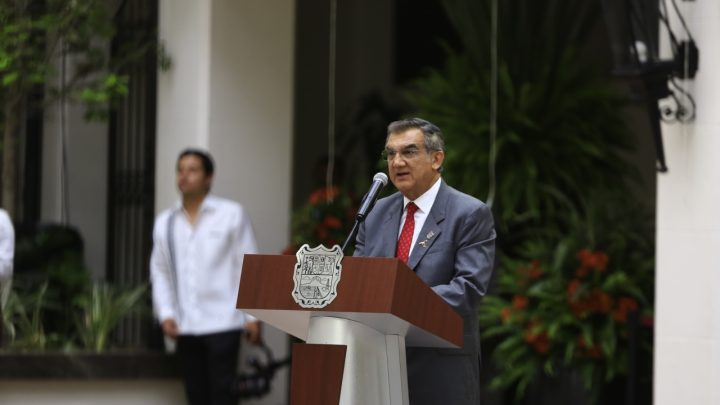 Inaugura Américo rehabilitación de Palacio de Gobierno de Tamaulipas y devela escudos de los 43 municipios