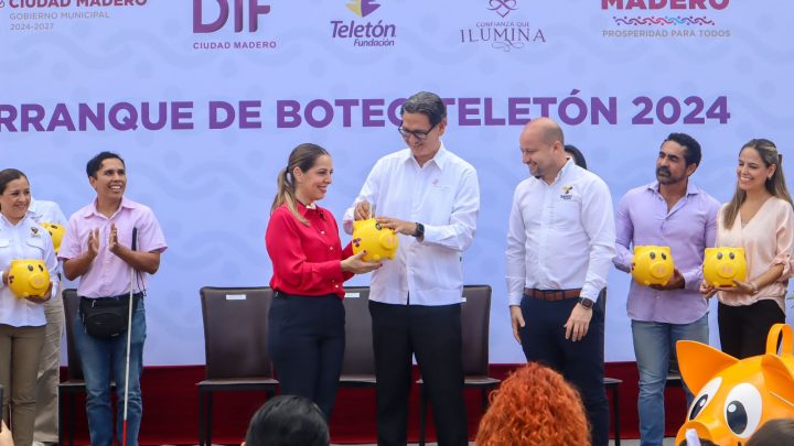 Señora Dunia y Erasmo ponen en marcha Boteo Teletón 2024